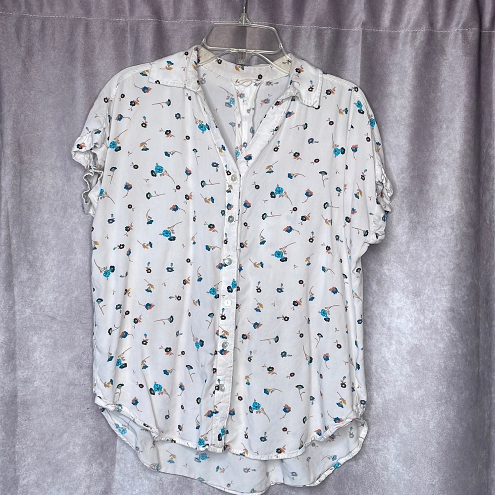 Jane and Delancey Button Down Shirt Size Small